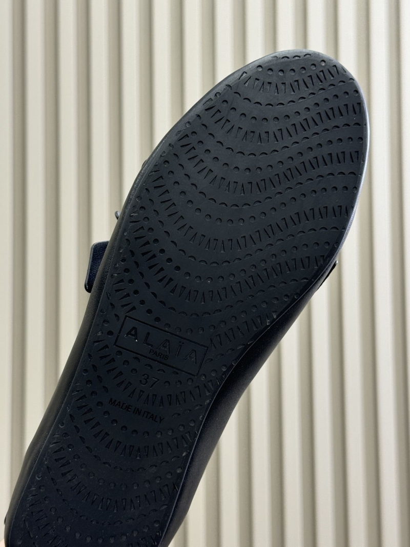 Alaia Flat Shoes